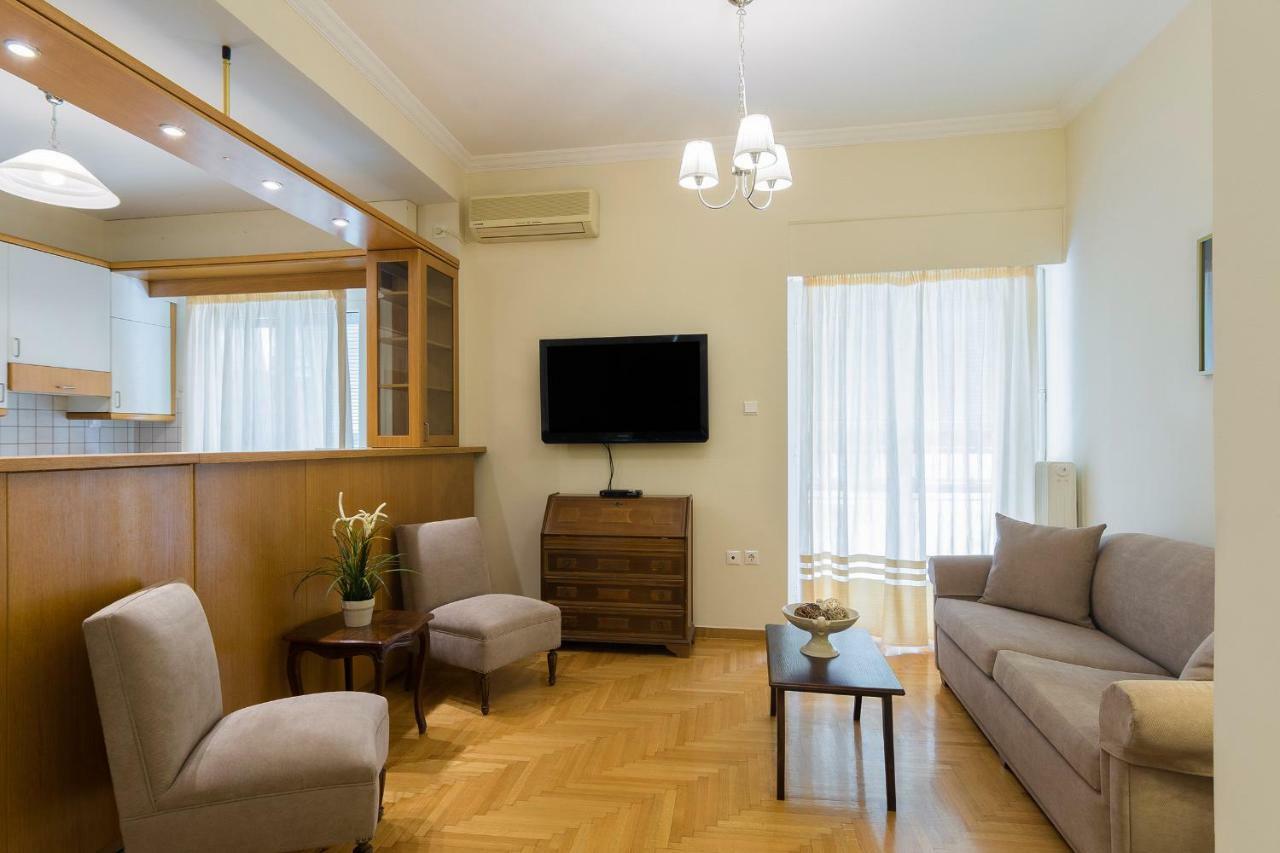 Classy 2 Bedroom Apartment Near Acropolis & Metro Афіни Екстер'єр фото