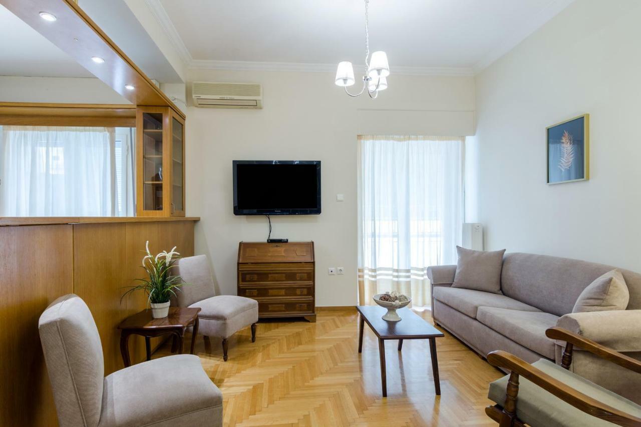Classy 2 Bedroom Apartment Near Acropolis & Metro Афіни Екстер'єр фото