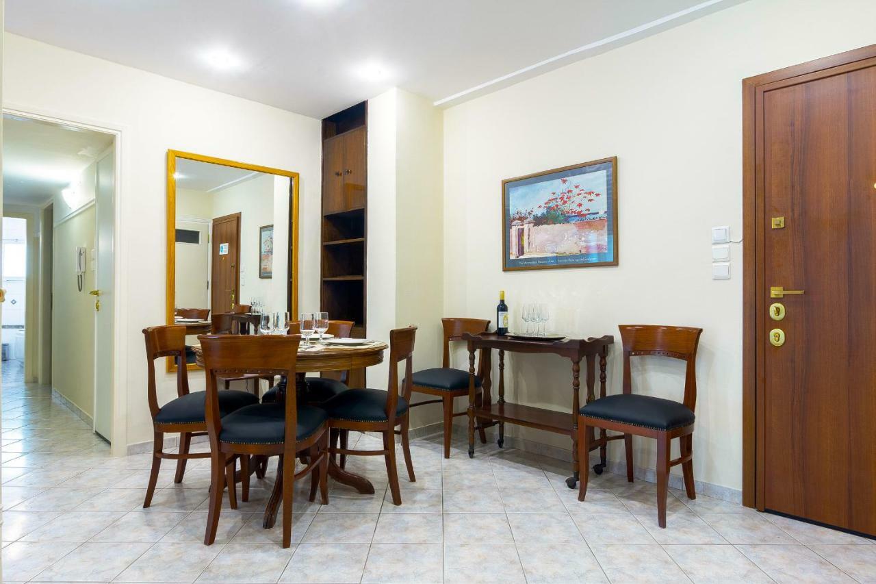 Classy 2 Bedroom Apartment Near Acropolis & Metro Афіни Екстер'єр фото