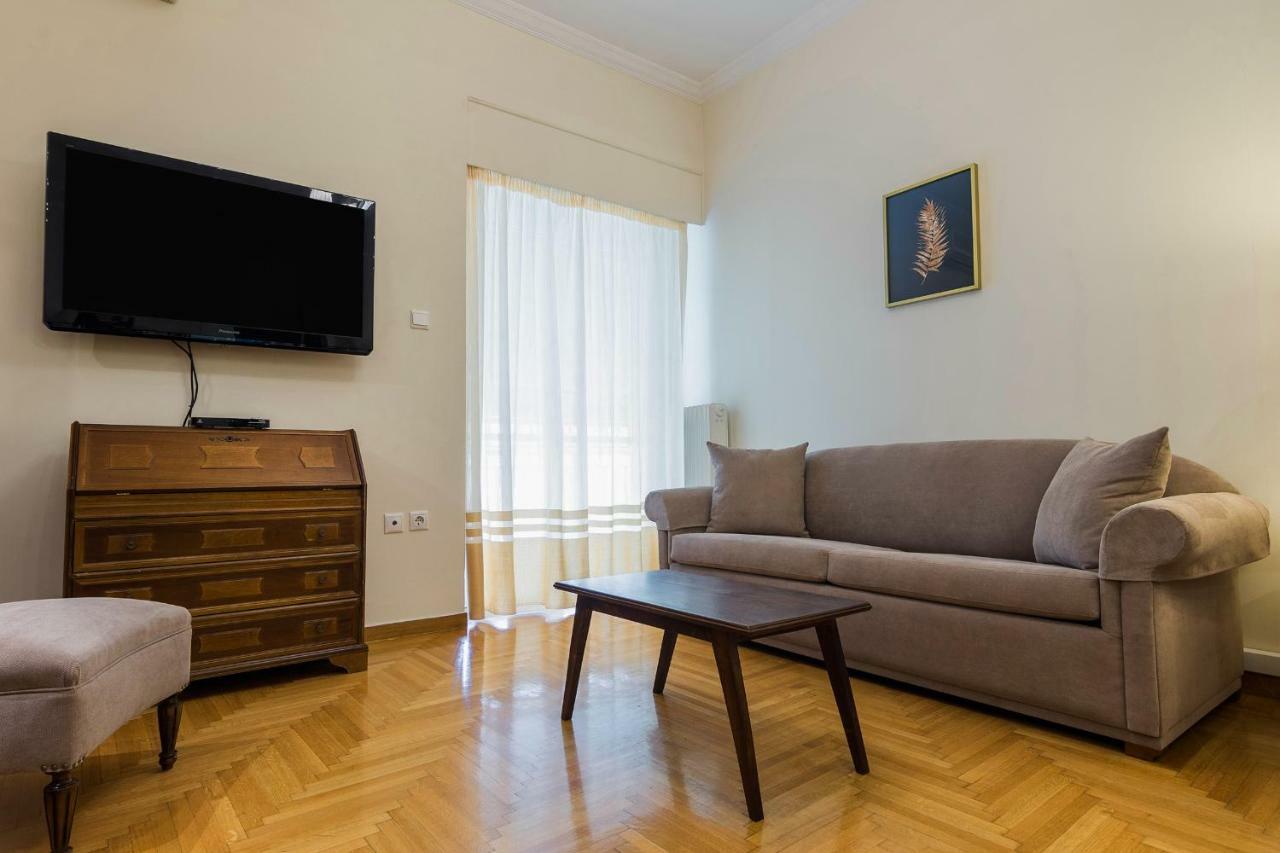 Classy 2 Bedroom Apartment Near Acropolis & Metro Афіни Екстер'єр фото